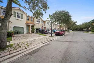 2104 NE 3rd, Homestead, FL 33033 - Photo 4