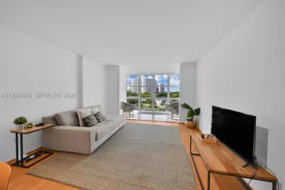 800 Parkview #605, Hallandale Beach, FL 33009 - Photo 2