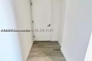 45 SW 9th, Miami, FL 33130 - Photo 4