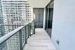 45 SW 9th, Miami, FL 33130 - Photo 10