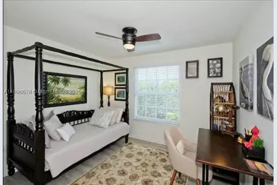 4105 Residence #117, Fort Myers, FL 33901 - Photo 4