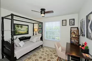 4105 Residence, Fort Myers, FL 33901 - Photo 4