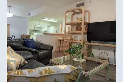4122 Residence #102, Fort Myers, FL 33901 - Photo 10