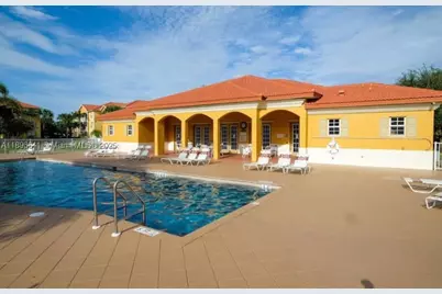 4122 Residence #102, Fort Myers, FL 33901 - Photo 2