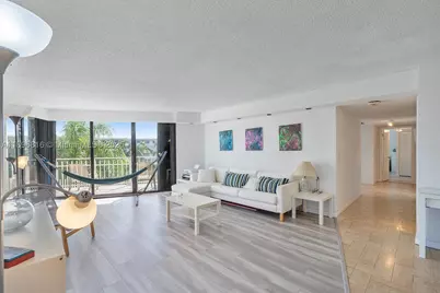 4000 Towerside #402, Miami, FL 33138 - Photo 6
