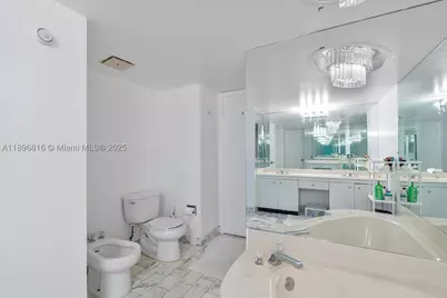 4000 Towerside #402, Miami, FL 33138 - Photo 32