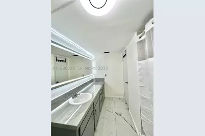1710 NE 191st #307-3, Miami, FL 33179 - Photo 8