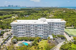 155 Ocean Ln, Key Biscayne, FL 33149 - Photo 16
