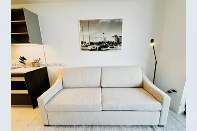 159 NE 6th #4807, Miami, FL 33132 - Photo 8