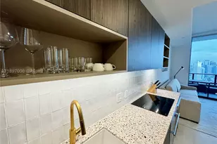 159 NE 6th, Miami, FL 33132 - Photo 16