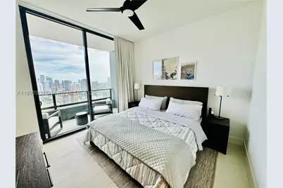 159 NE 6th #4807, Miami, FL 33132 - Photo 22