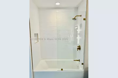 159 NE 6th #4807, Miami, FL 33132 - Photo 36