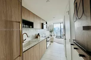 159 NE 6th, Miami, FL 33132 - Photo 6