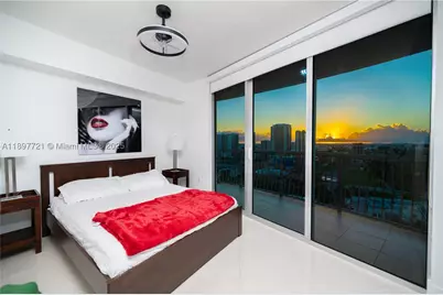 1750 N Bayshore #2615, Miami, FL 33132 - Photo 4