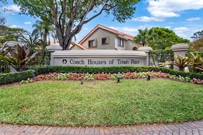 5800 Coach House #E, Boca Raton, FL 33486 - Photo 1