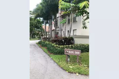 5800 Coach House #E, Boca Raton, FL 33486 - Photo 2