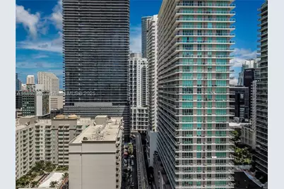 1050 Brickell #414, Miami, FL 33131 - Photo 32