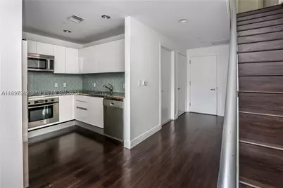 1050 Brickell #414, Miami, FL 33131 - Photo 10