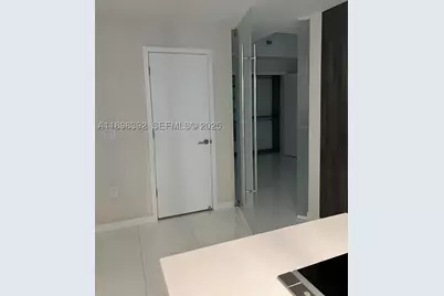851 NE 1st #4107, Miami, FL 33132 - Photo 32