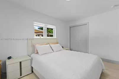 11350 SW 57th, Miami, FL 33173 - Photo 14