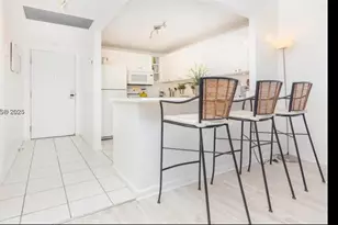 2301 Collins, Miami Beach, FL 33139 - Photo 6