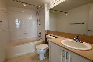 1155 Brickell Bay, Miami, FL 33131 - Photo 10