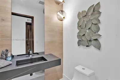 2110 NE 197th, Miami, FL 33179 - Photo 10