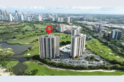 20379 W Country Club #2039, Aventura, FL 33180 - Photo 12
