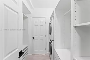 1515 W, Miami Beach, FL 33139 - Photo 26