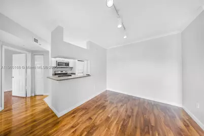 17125 N Bay #3301, Sunny Isles Beach, FL 33160 - Photo 4