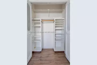 17890 W Dixie #606, North Miami Beach, FL 33160 - Photo 10