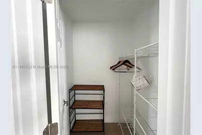 312 Elm, Hollywood, FL 33019 - Photo 12