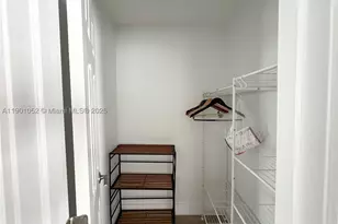 312 Elm, Hollywood, FL 33019 - Photo 12