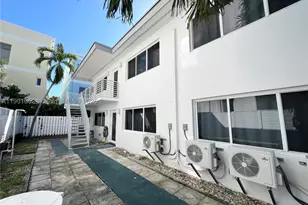312 Elm, Hollywood, FL 33019 - Photo 2
