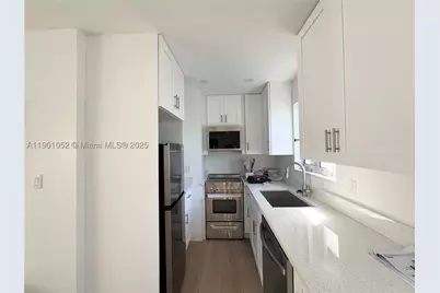 312 Elm, Hollywood, FL 33019 - Photo 28
