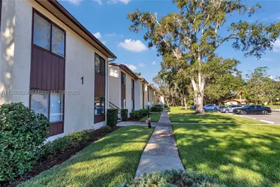 737 Midway #B, Ocala, FL 34472 - Photo 4