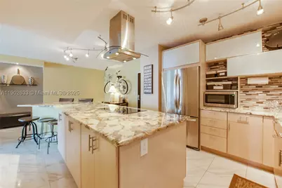1500 Bay #846S, Miami Beach, FL 33139 - Photo 8