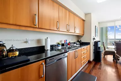 16500 Collins #2055, Sunny Isles Beach, FL 33160 - Photo 46