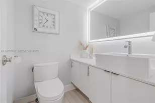 100 Lincoln, Miami Beach, FL 33139 - Photo 24
