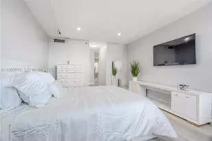 100 Lincoln, Miami Beach, FL 33139 - Photo 22