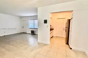 1955 Normandy, Miami Beach, FL 33141 - Photo 2