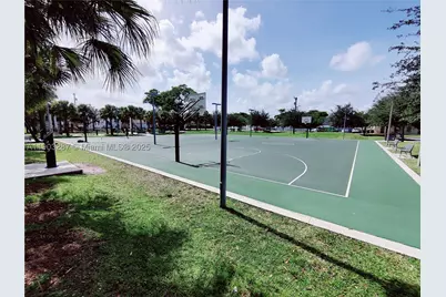 805 NW 3rd #1, Hallandale Beach, FL 33009 - Photo 20