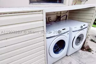 805 NW 3rd, Hallandale Beach, FL 33009 - Photo 32