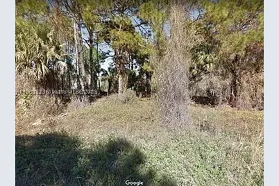 676 Kodak, Lehigh Acres, FL 33972 - Photo 2