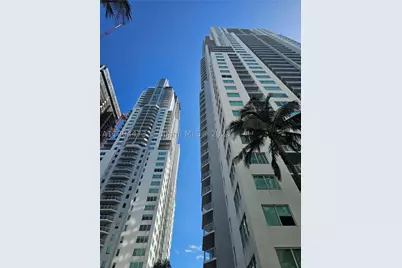 244 Biscayne #908, Miami, FL 33132 - Photo 2