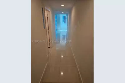 244 Biscayne #908, Miami, FL 33132 - Photo 4