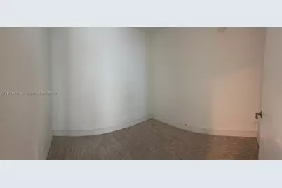 244 Biscayne #908, Miami, FL 33132 - Photo 32