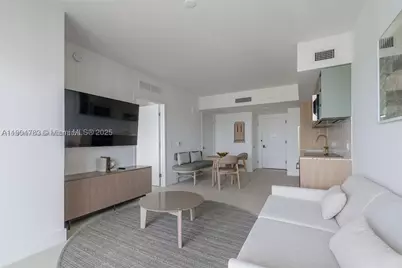 159 NE 6th #3404, Miami, FL 33132 - Photo 8