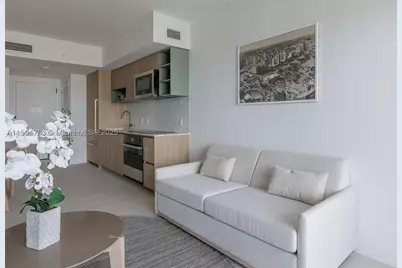 159 NE 6th #3404, Miami, FL 33132 - Photo 6
