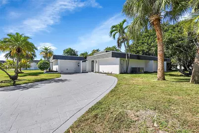 4603 King Palm, Tamarac, FL 33319 - Photo 2